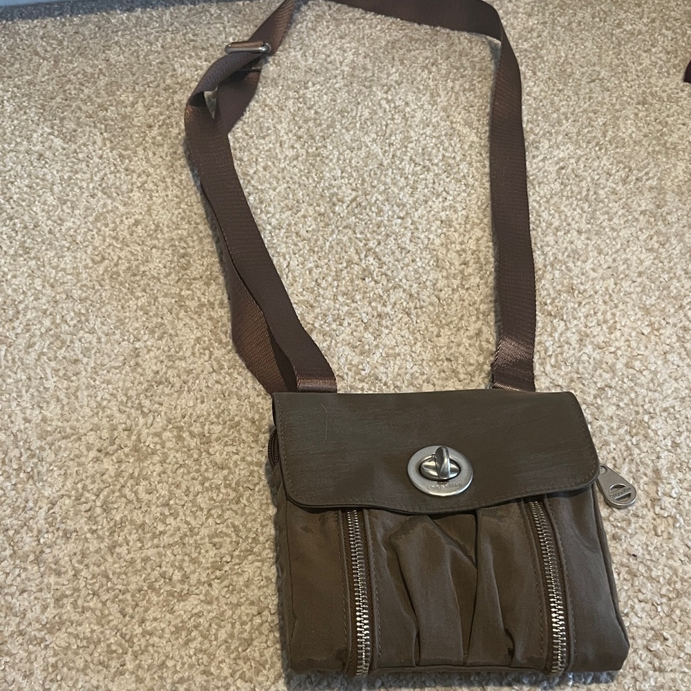 Baggallini Brown Travel Crossbody with Silver Zipper Pull